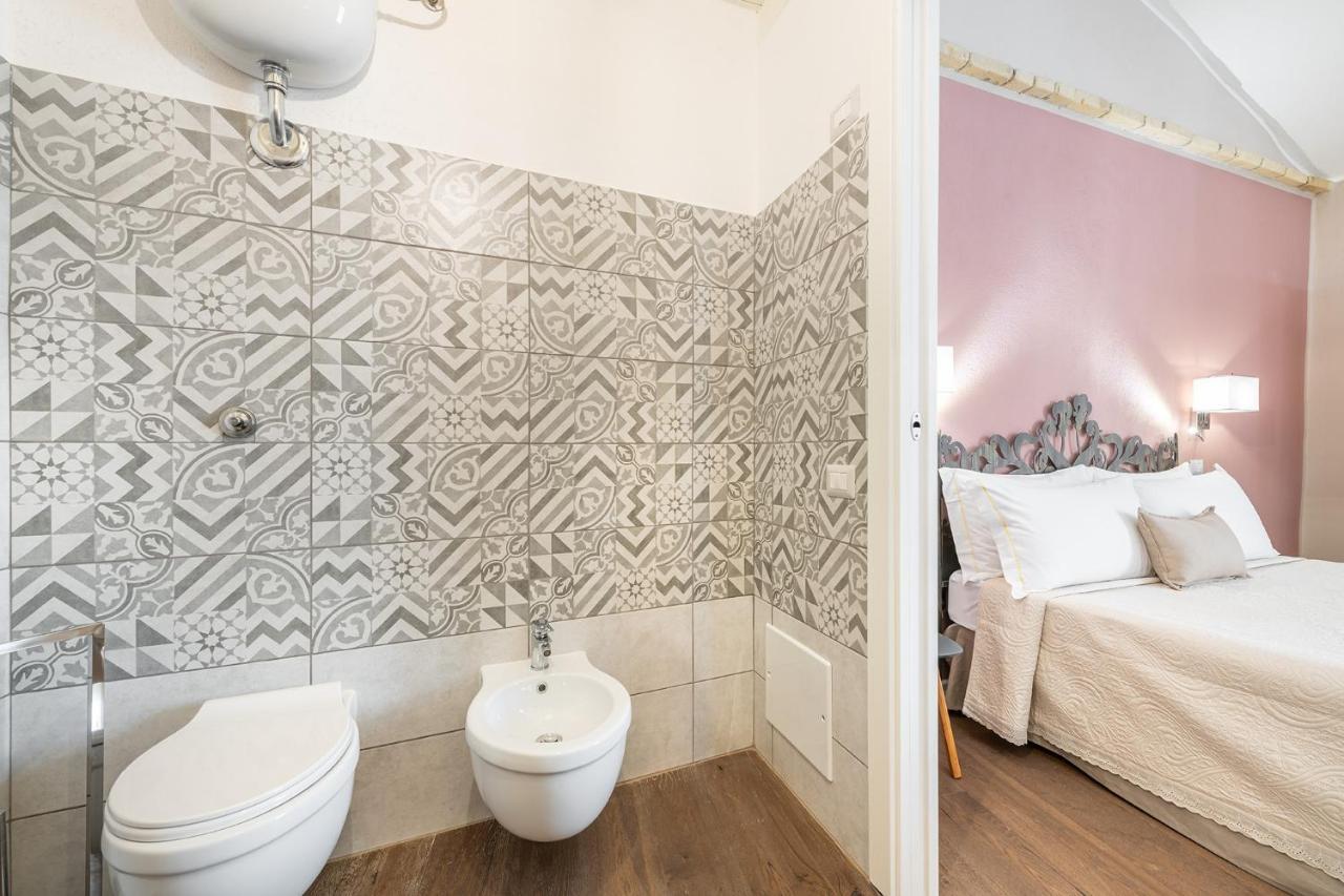 Promenade Boutique Rooms - City Centre Cagliari Kültér fotó